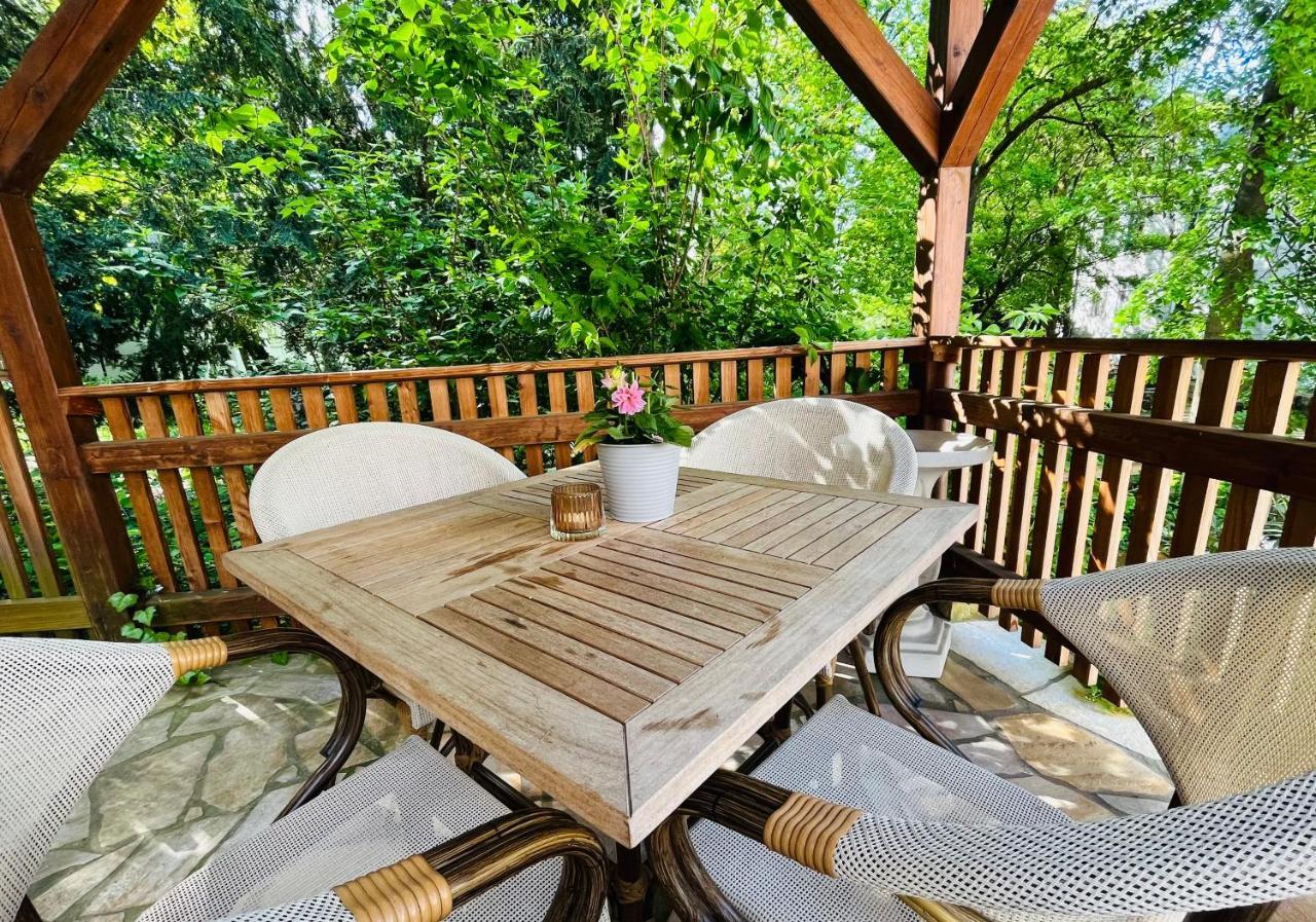 Ferienwohnungen An Der Salvatorkirche - Zentrales Apartmenthaus Mit Terrasse Coburg Ngoại thất bức ảnh